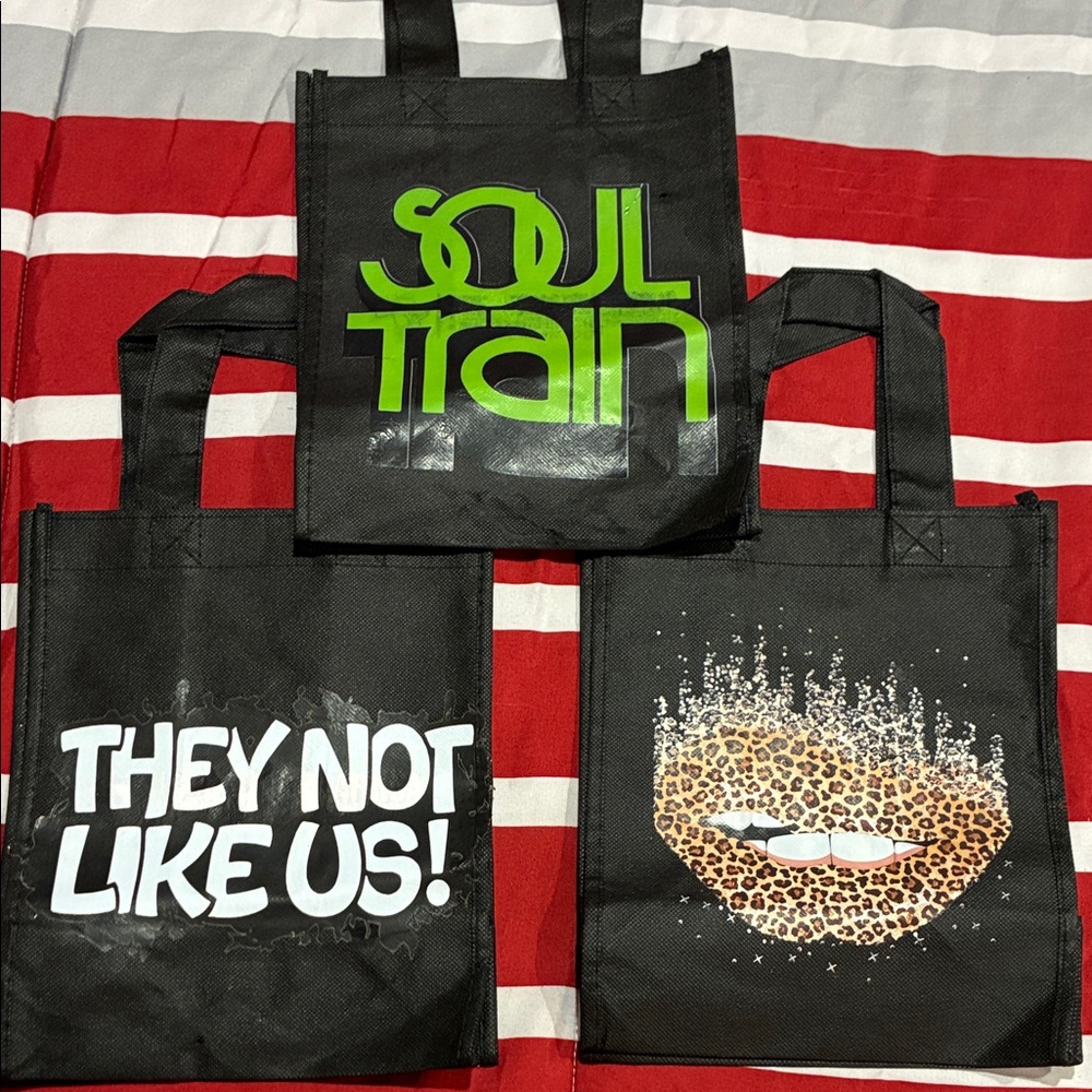 Soul Train Black Tote Bag Set